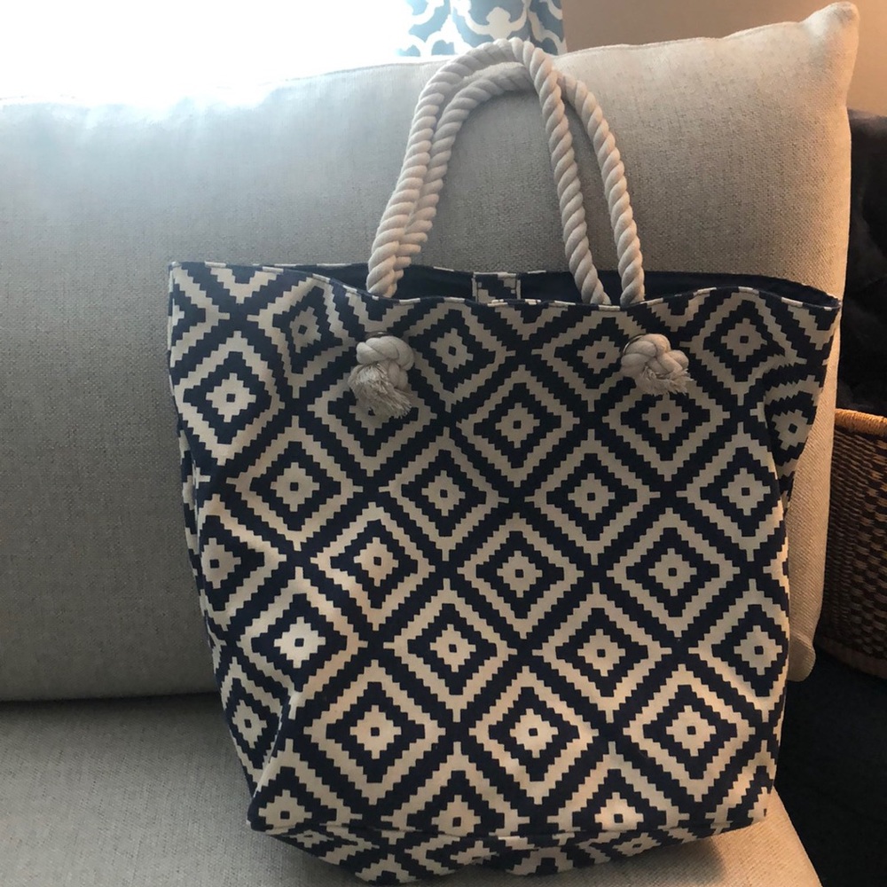 Aztec pattern bag